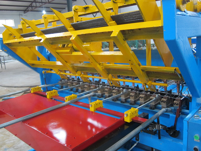 煤矿支护网焊机